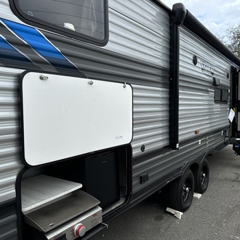 Thumbnail of RV