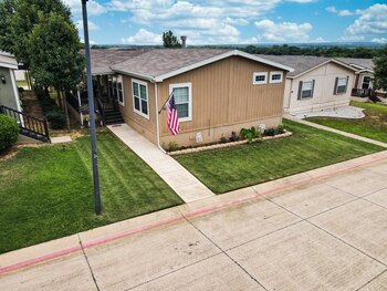 Thumbnail of mobile home