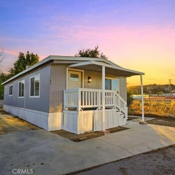 Thumbnail of mobile home