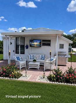 Thumbnail of mobile home