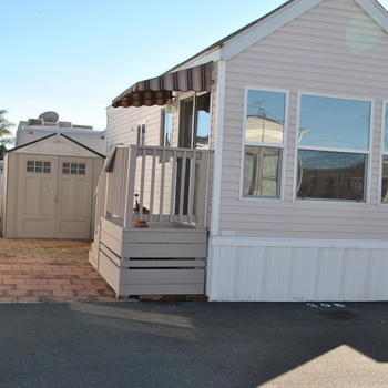 Thumbnail of mobile home