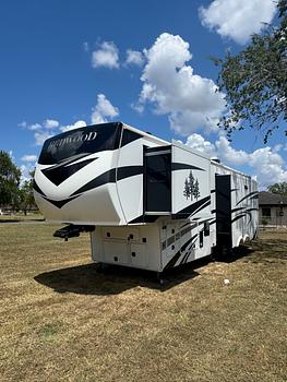 Thumbnail of RV