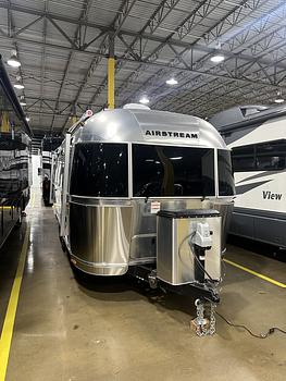 Thumbnail of RV