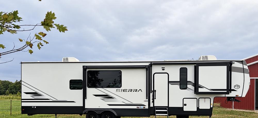 Photo of Rv