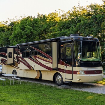 Thumbnail of RV