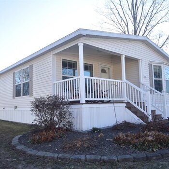 Thumbnail of mobile home