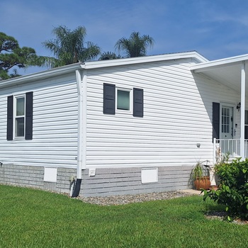 Thumbnail of mobile home