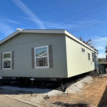 Thumbnail of mobile home