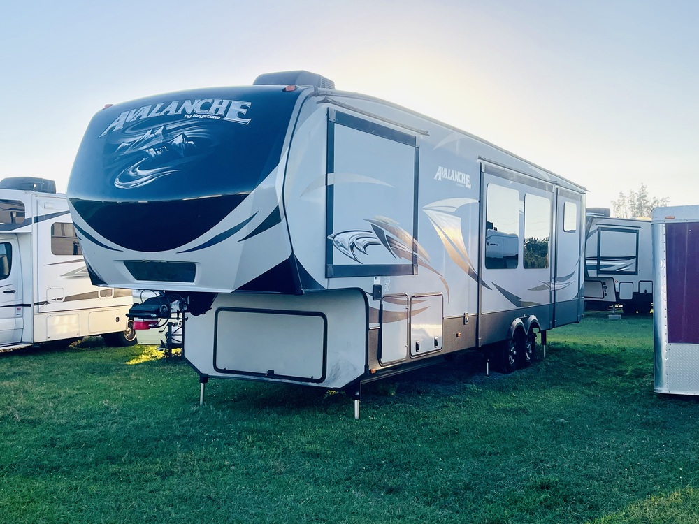 Photo of Rv