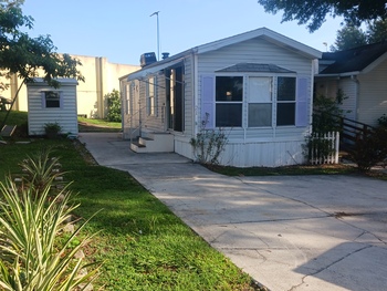 Thumbnail of mobile home
