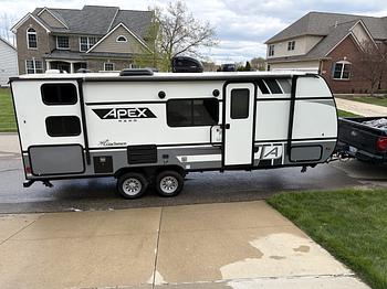 Thumbnail of RV