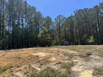 Thumbnail of mobile home lot