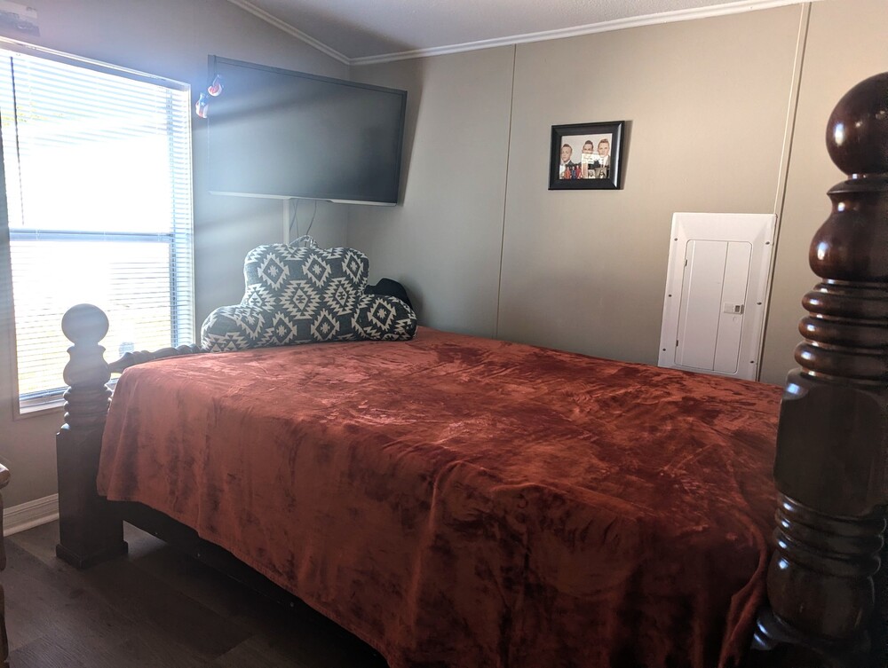 Strawberry Ridge Village