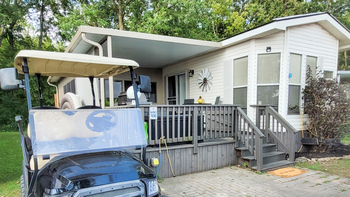 Thumbnail of mobile home