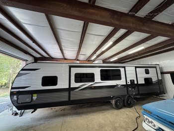 Thumbnail of RV