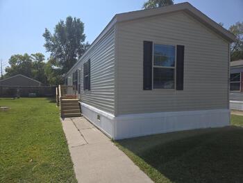 Thumbnail of mobile home