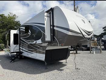 Thumbnail of RV
