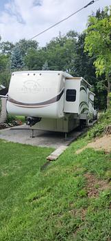 Thumbnail of RV
