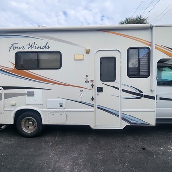 Photo of Rv