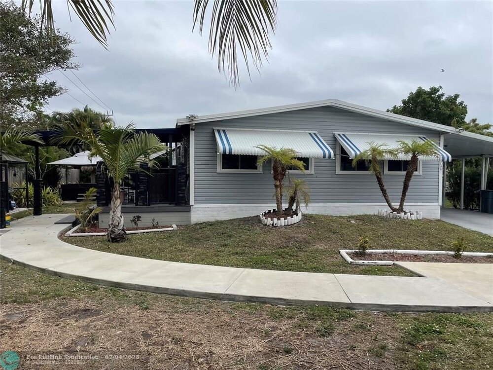 Photo of Mobile Home