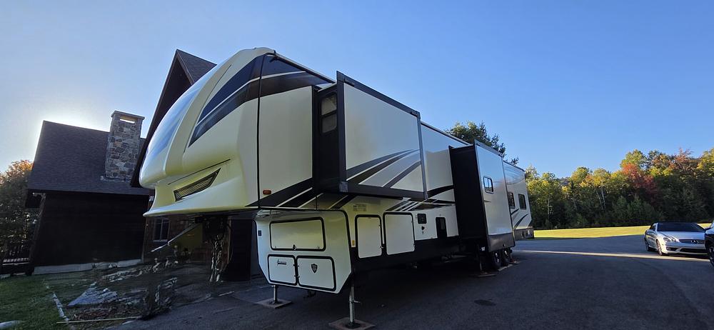 Photo of Rv