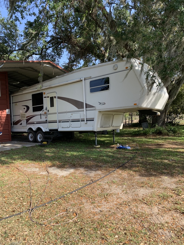 Photo of Rv