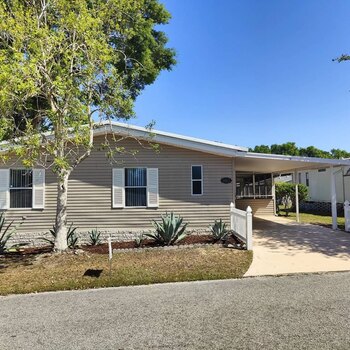 Thumbnail of mobile home