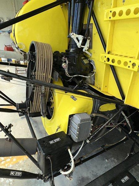 N8872F_9_med.jpg