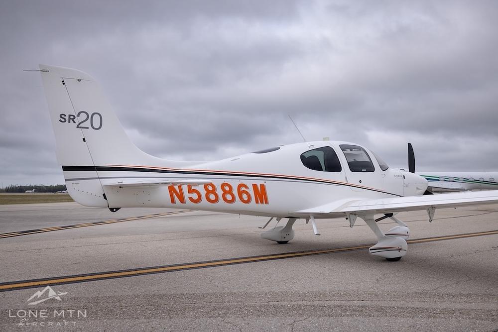 N5886M-0009.jpg