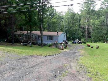 Thumbnail of mobile home