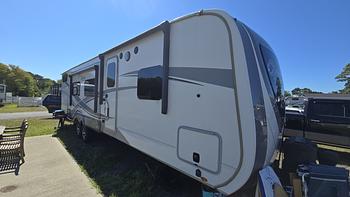 Thumbnail of RV