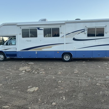 Thumbnail of RV