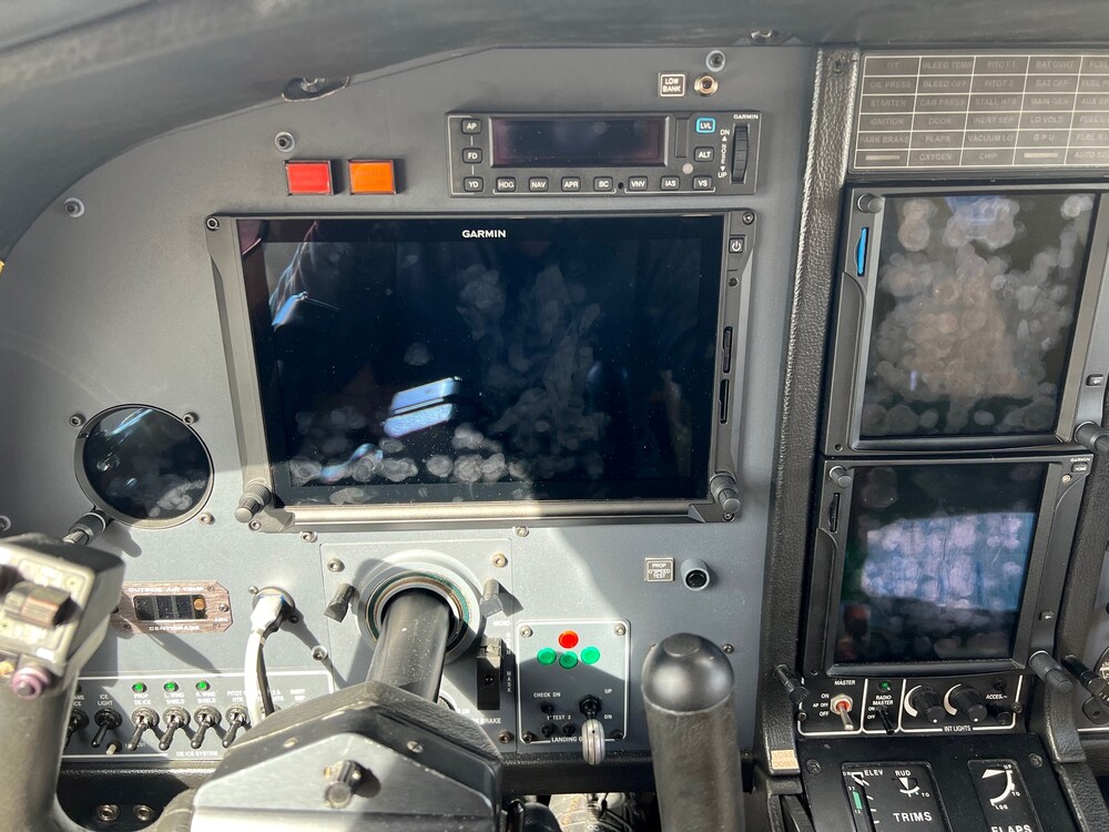 Left Panel - off.jpg