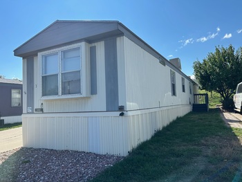Thumbnail of mobile home