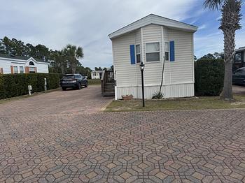 Thumbnail of mobile home