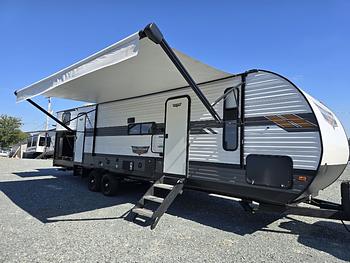 Thumbnail of RV