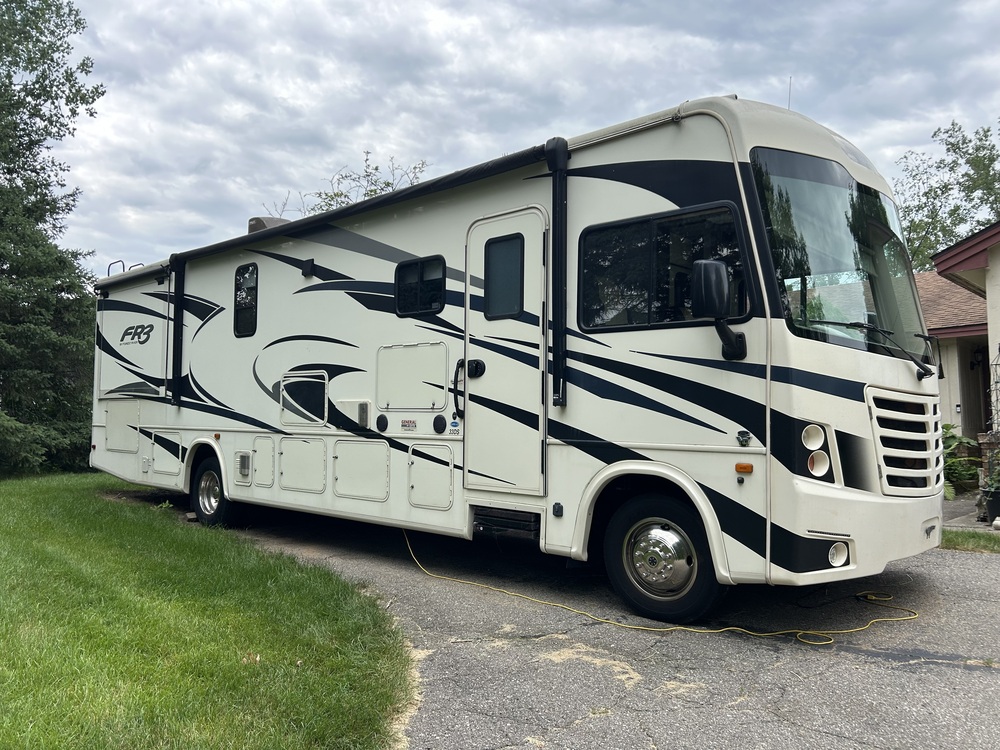 Photo of Rv