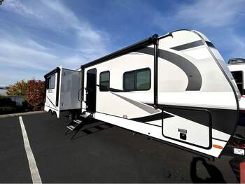 Thumbnail of RV