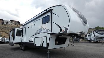 Thumbnail of RV