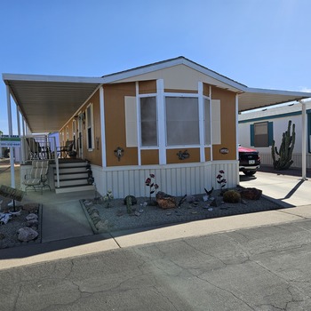 Thumbnail of mobile home