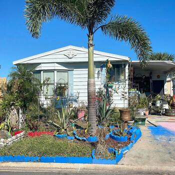 Thumbnail of mobile home