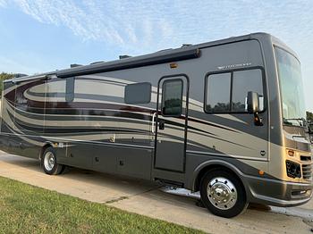 Thumbnail of RV