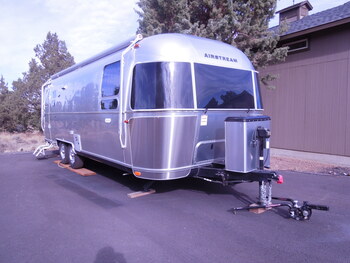 Thumbnail of RV