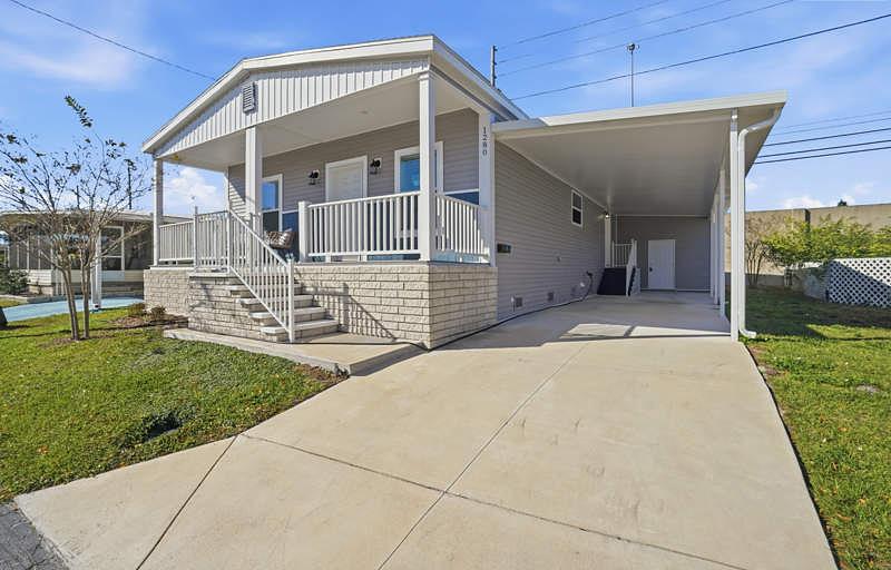 Photo of Mobile Home