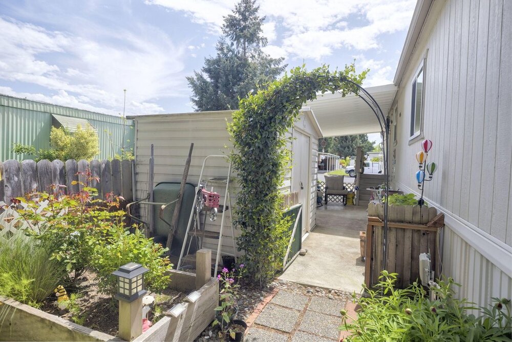 Photo of Mobile Home