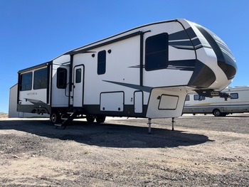 Thumbnail of RV