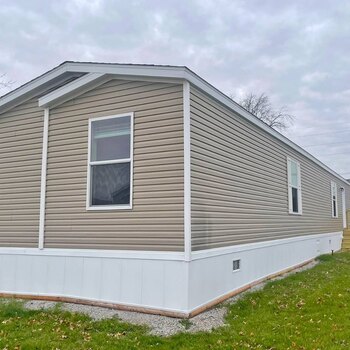 Thumbnail of mobile home