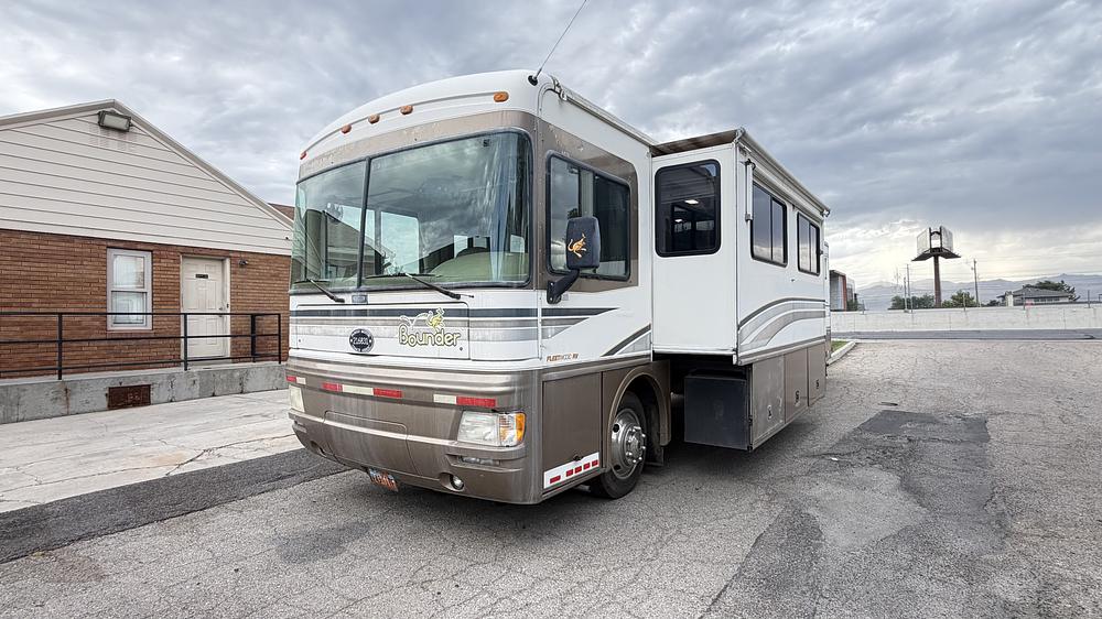 Photo of Rv