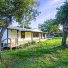 Mobile Home for Sale: Manufactured - La Vernia, TX, La Vernia, TX