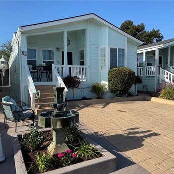 Thumbnail of mobile home